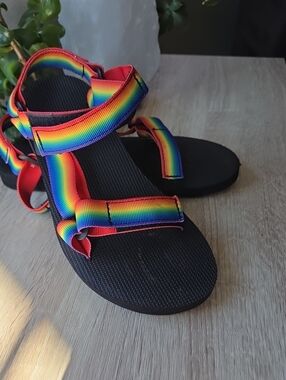 Teva Original Universal Gradient Rainbow Webbing Sandals